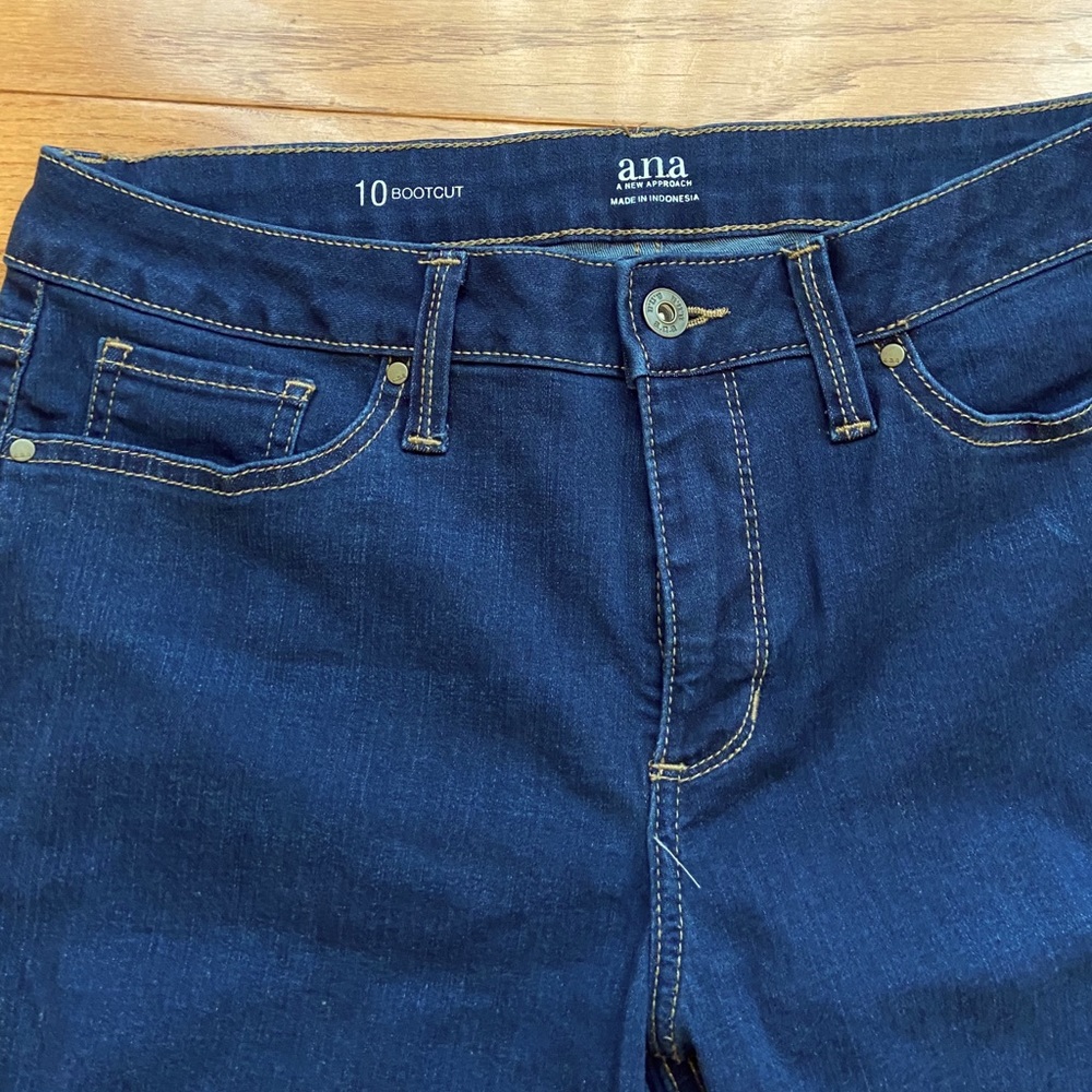 A.N.A jeans